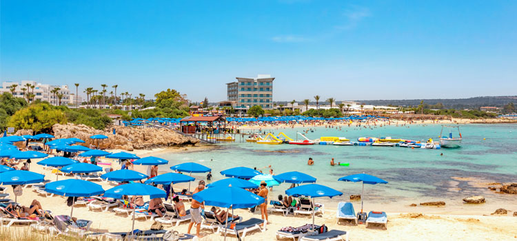 Great for rooftop pools, bars or terraces